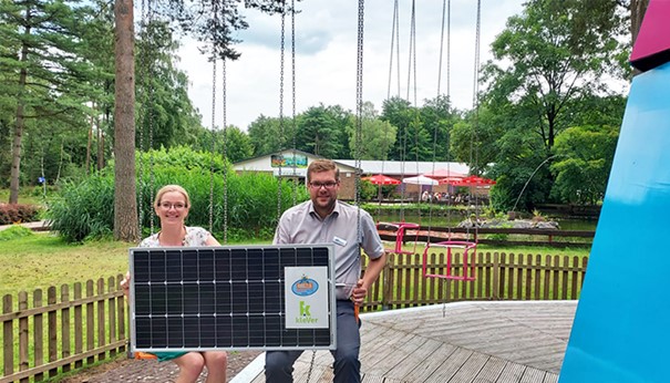 Janine Schmidt-Curreli, Geschäftsführerin kleVer und Ing. Bastian Lampe, Geschäftsführer der Magic Park Verden GmbH